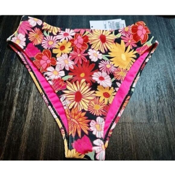 Wild Fable - Lot of 3 NWT Swim bottoms size XS - Picture 4 of 6